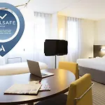 Gare 4* 루얼말메이슨