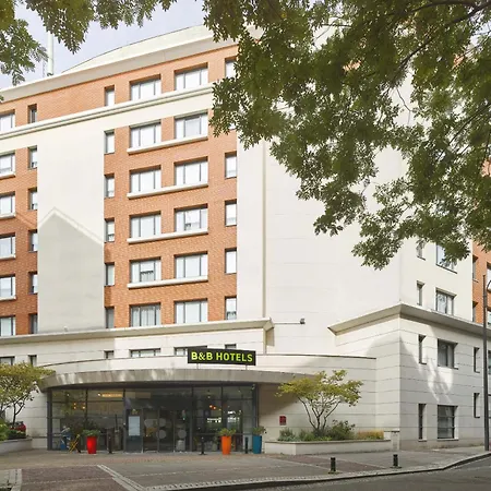 Novotel Paris Malmaison 4* Rueil-Malmaison