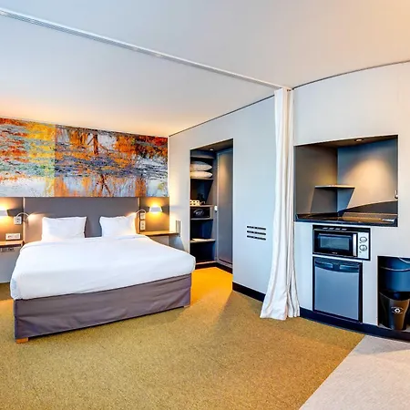 Gare Hotel Rueil-Malmaison